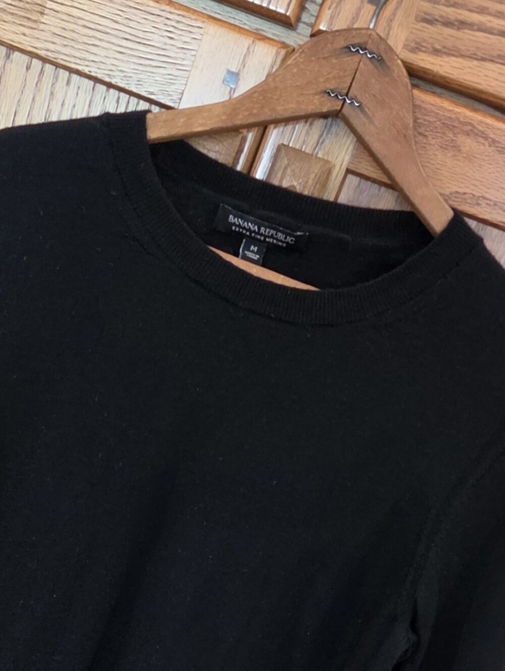 Banana Republic Extra Fine Merino Wool Sweater M Black Crewneck Classic